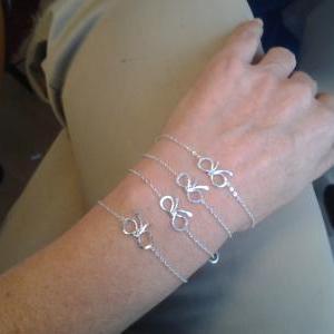 Bridesmaids jewelry Gift idea, Knot..