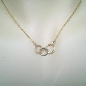 Triple Eternity circle pendant, nec..