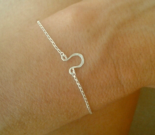 Horseshoe bracelet Tiny Luck Horseshoe charm Bracelet,Sterling Delicate Chain layer simple bangle,friendship minimalist bracelet jewelry